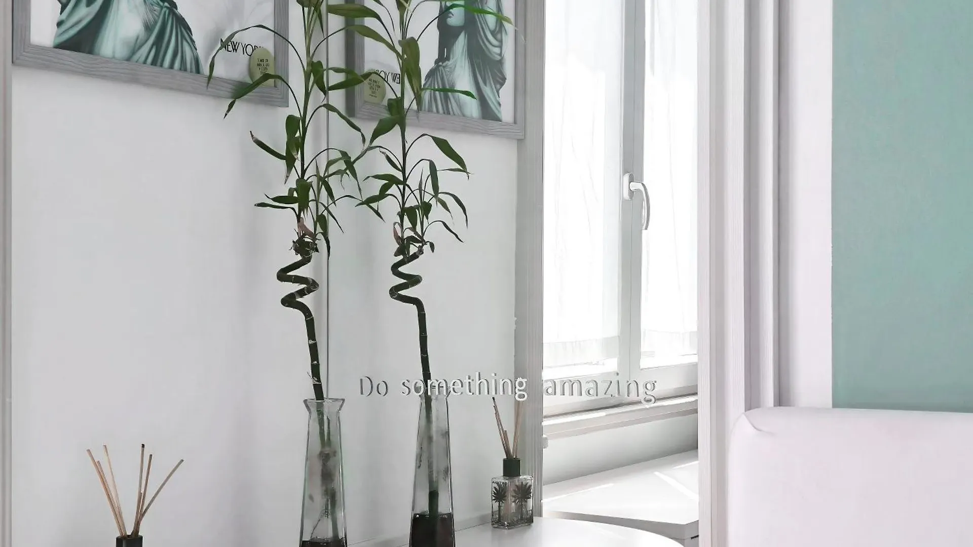 Апартаменты Sunny Milan Hideaway Италия