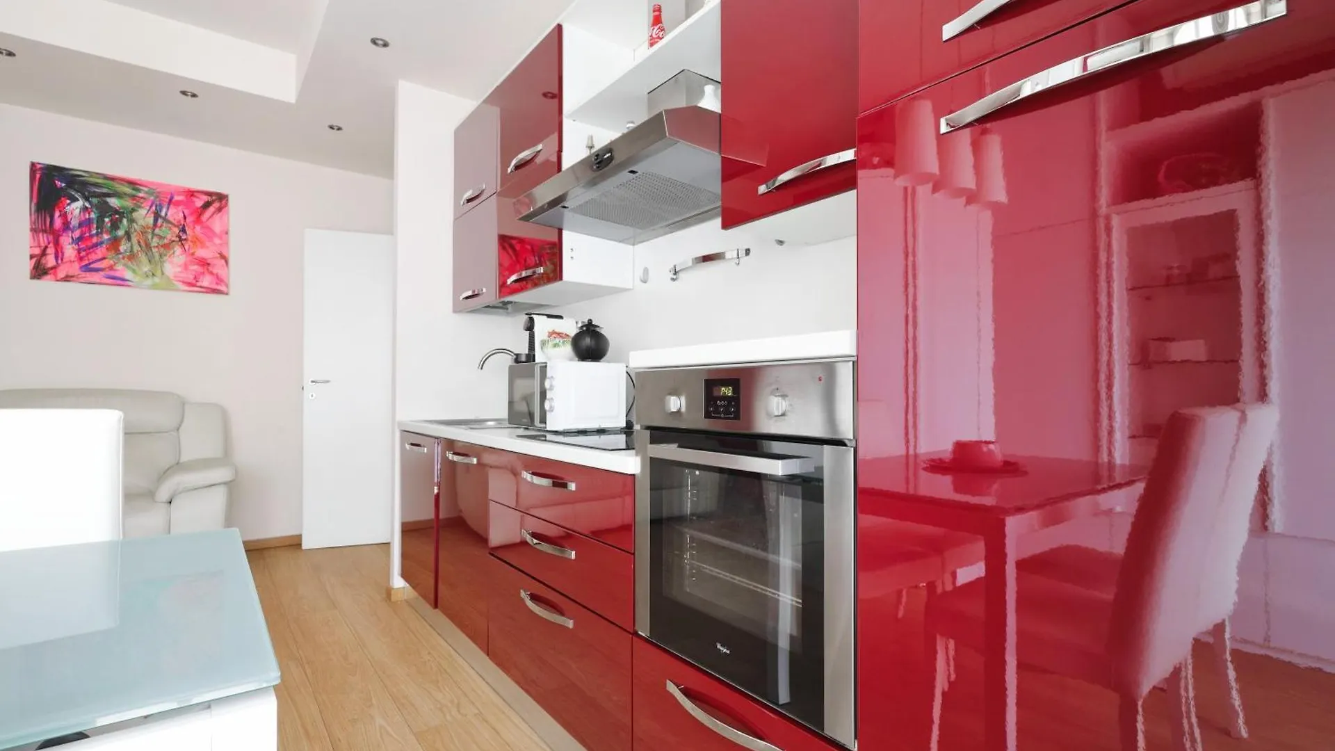 Sunny Milan Hideaway Apartment